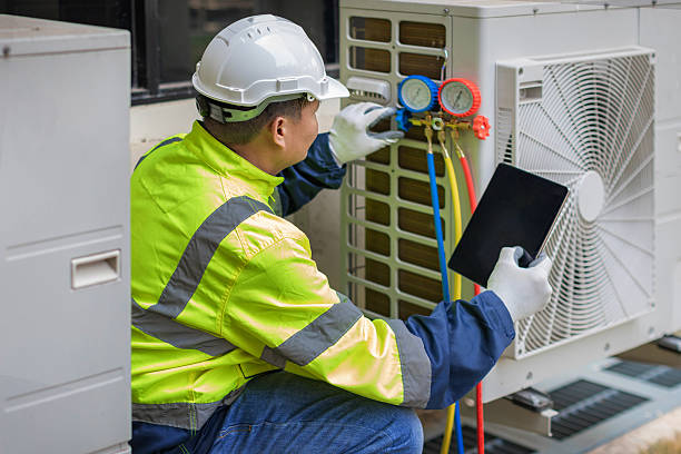 Professional Hvac technician working in Darby, PA